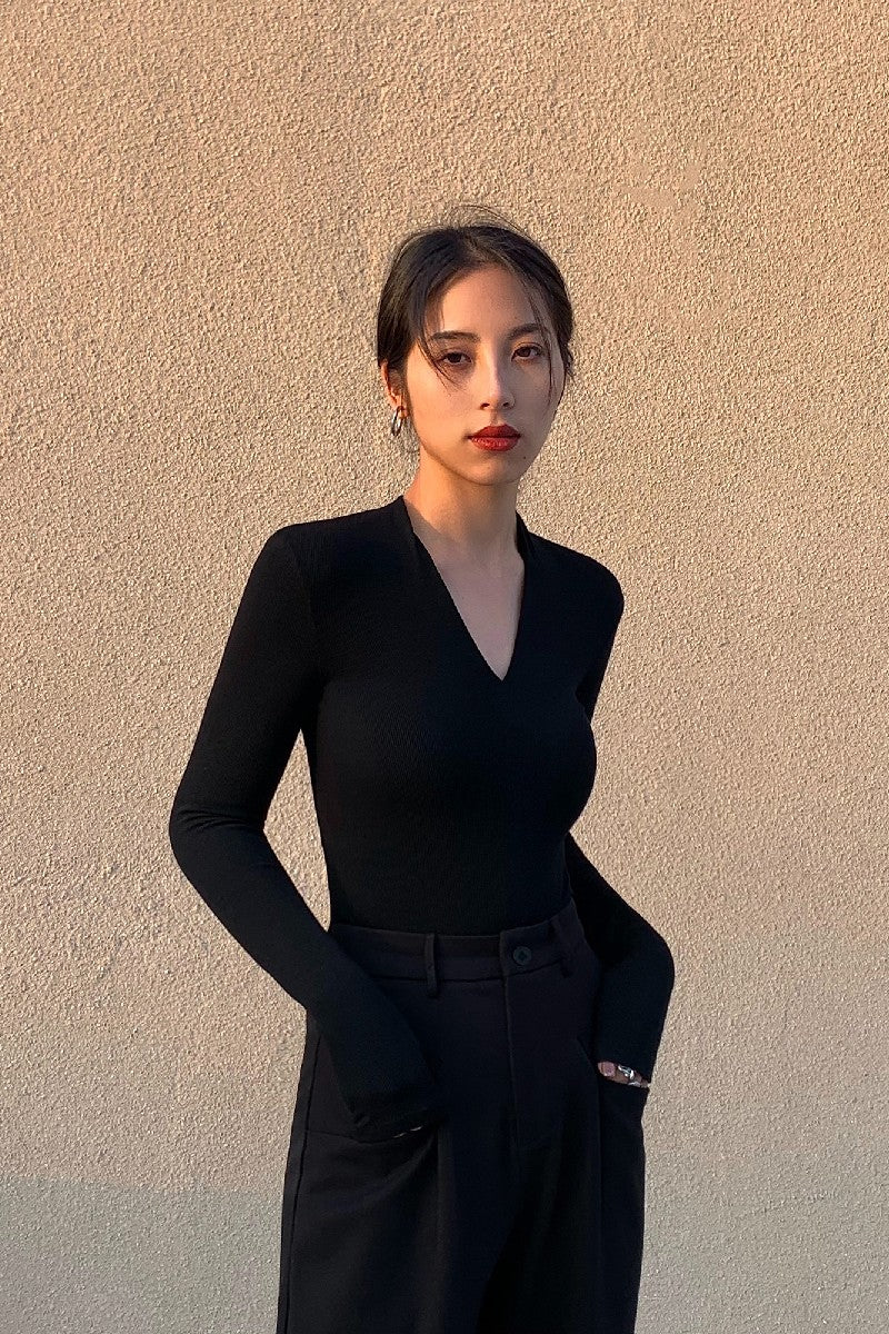 Long-Sleeve V-Neck T-Shirt