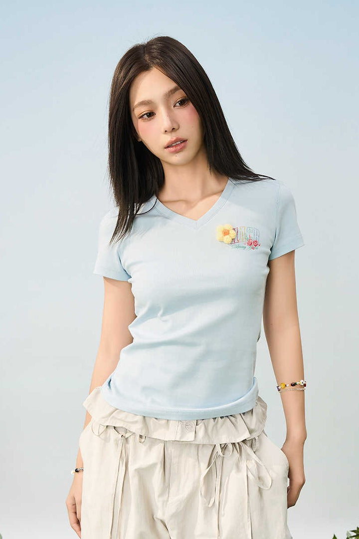 3D Yarn Flower V-Neck Tee
