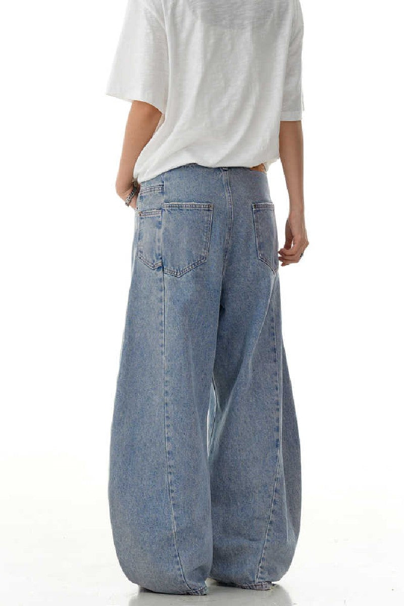 Distressed Blade Banana Jeans
