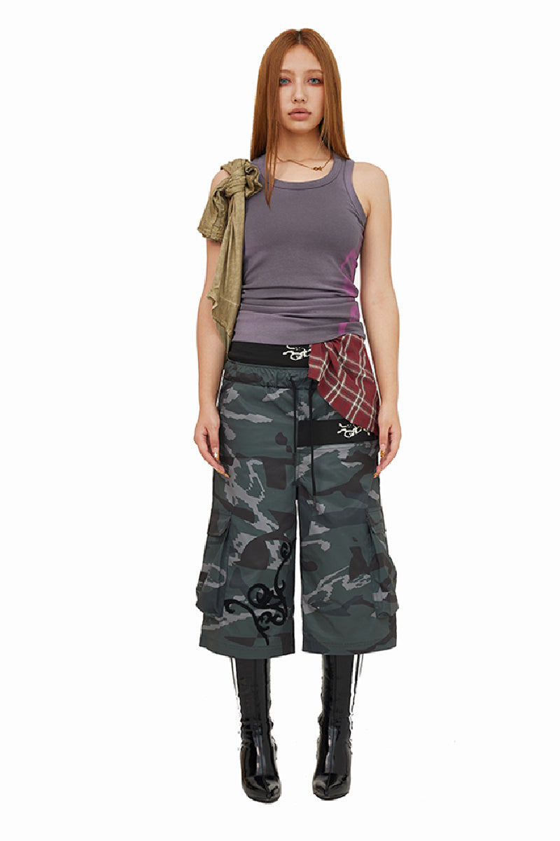 Glitch Skull Double-Waist Camo Shorts