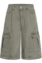 Multi Pocket Cropped Work Shorts