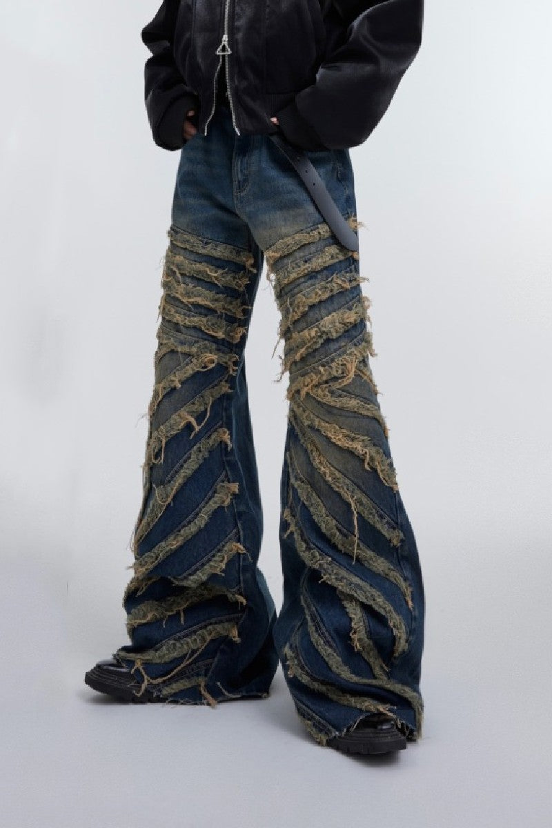 Destroyed Flared Jeans