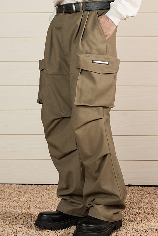 Multi-Pocket Pleated Paratrooper Pants