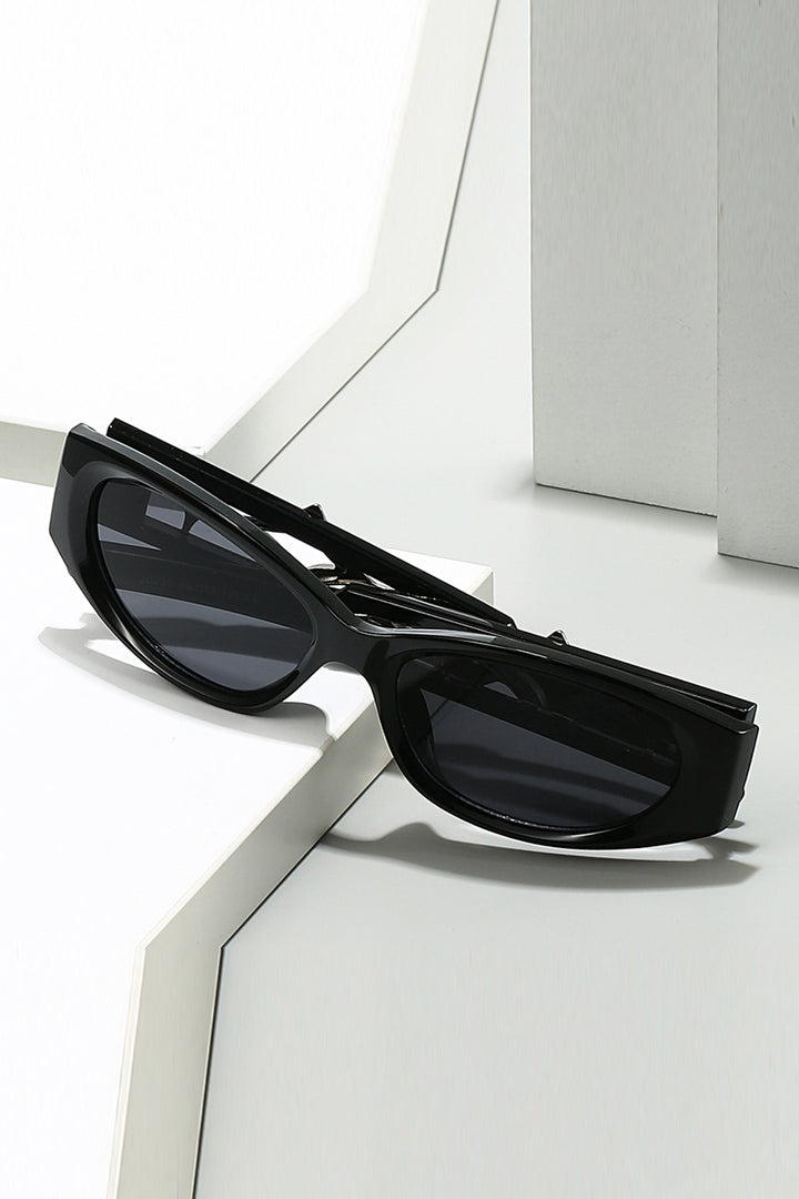 Star Frame Cat Eye Sunglasses