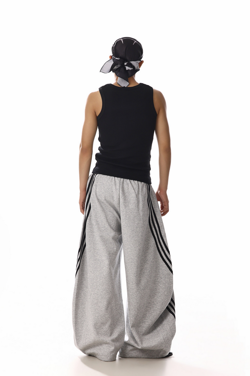 Triple Stripe Barrel Sweatpants
