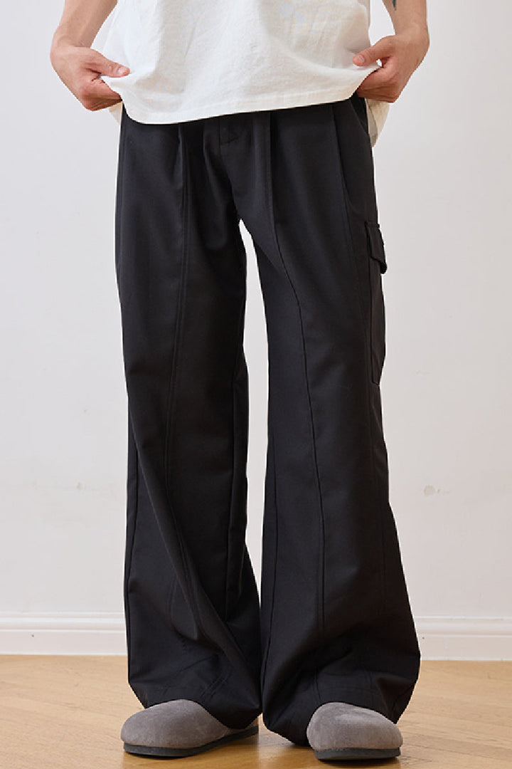 Pleated Wide-Leg Cleanfit Trousers