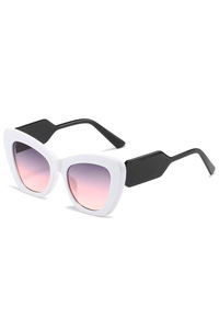 White Frame Gray Powder