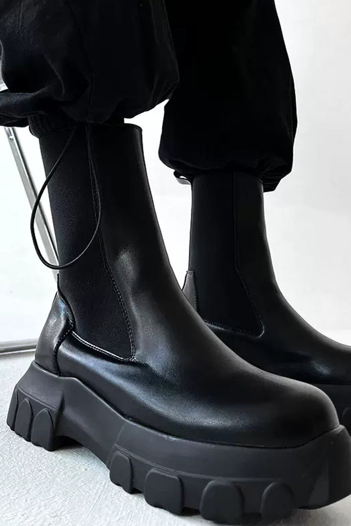 Tank Leather Chelsea Boots