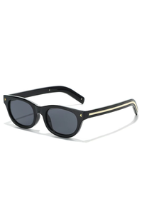 Black Frame Gray Sheet