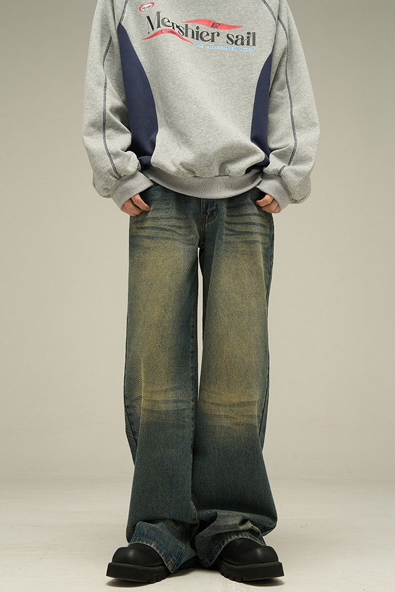 Oversized Washed Jeans