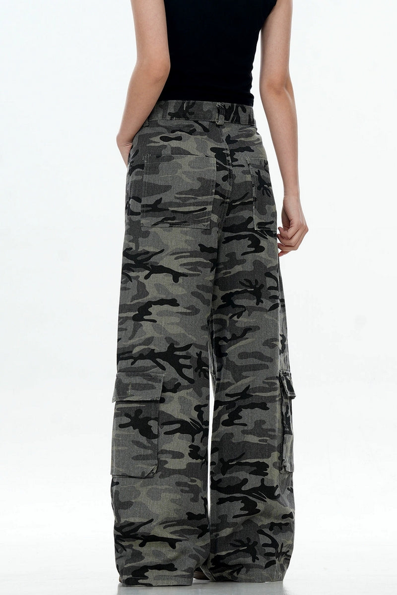 Wrinkled Camo Multi-Pocket Pants