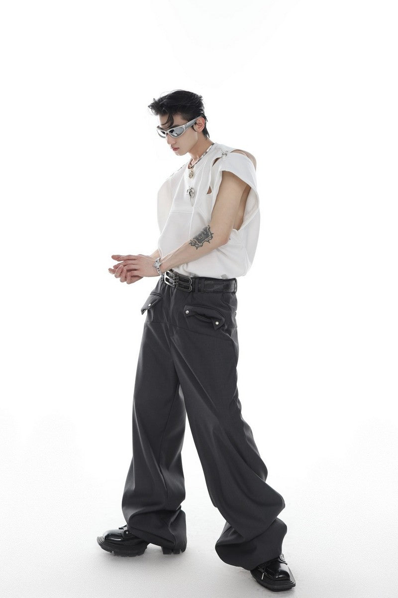 Split Buckle Metal Logo Tee