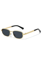 Elegant Printed Temple Sunglasses