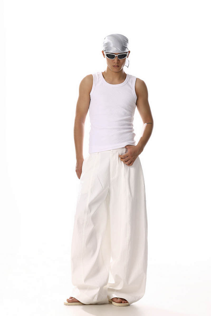 Pleated Barrel Leg Pants