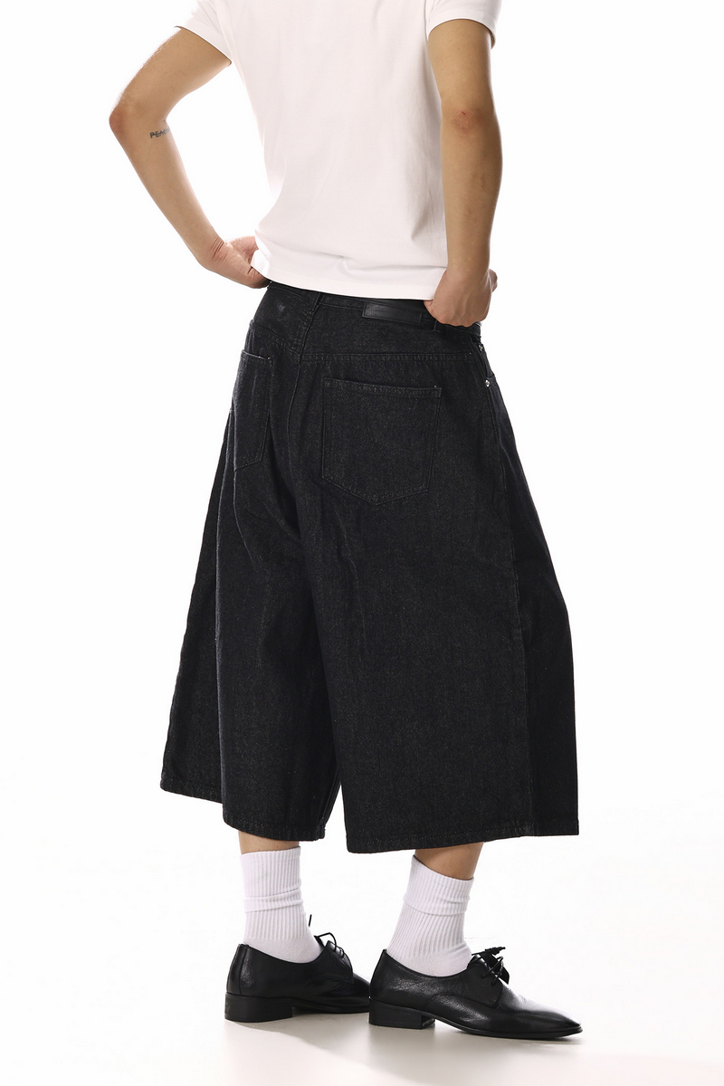 Button Front Cropped Jeans