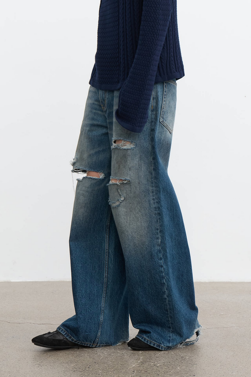 Slashed Distressed Straight Jeans