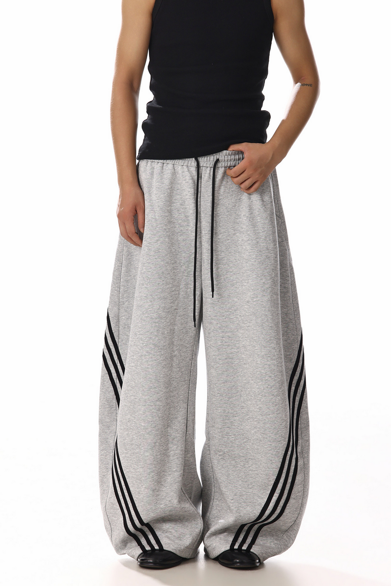 Triple Stripe Barrel Sweatpants