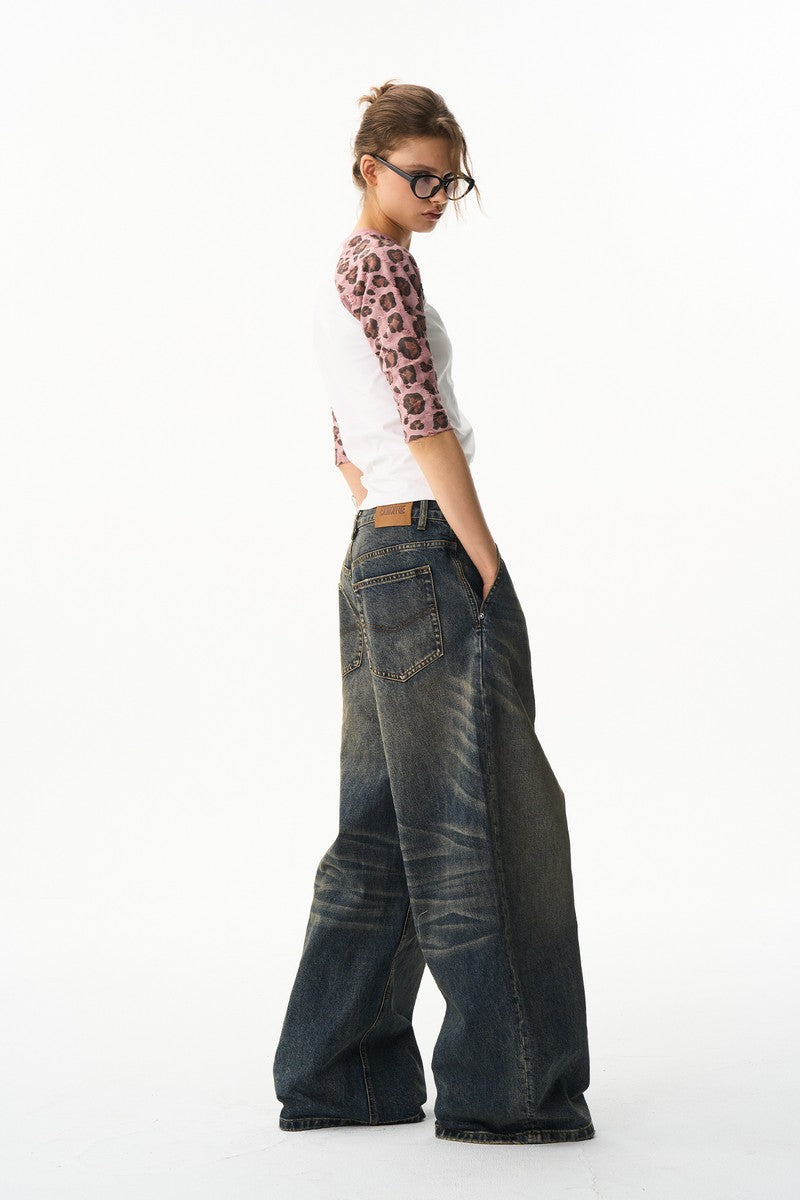 Washed Pleated Baggy Jeans