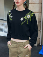Green Wreath Cropped Sweatshirt