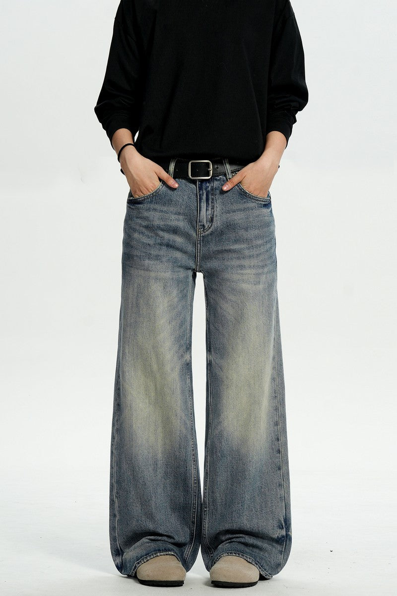 Washed Loose Cleanfit Jeans