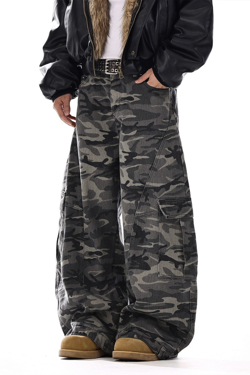 Camo Blade Cargo Jeans