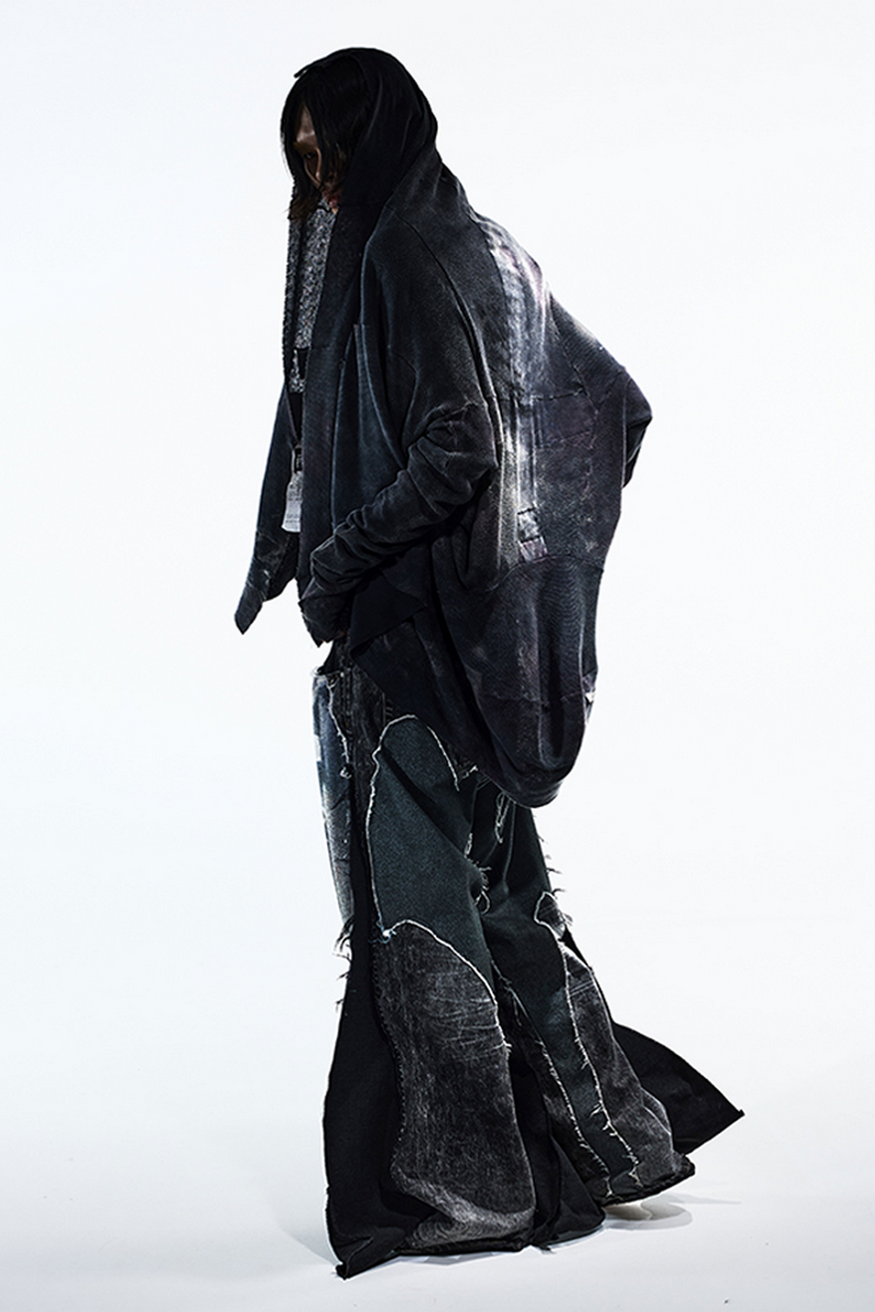 Vampire Washed Wide Jeans