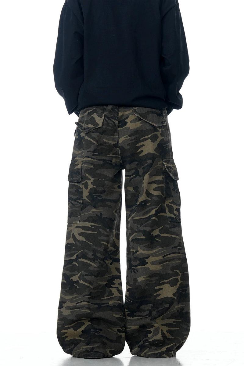 Street Camo Wrinkled Cargo Pants