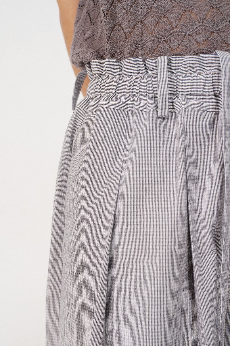 Plaid Pleated Capri Shorts
