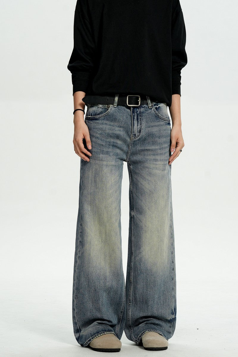 Washed Loose Cleanfit Jeans