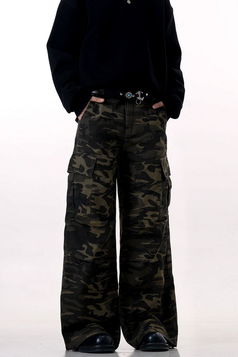 Winter Camo Multi-Pocket Cargo Pants