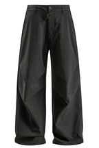 Wrinkled Paratrooper Cargo Pants