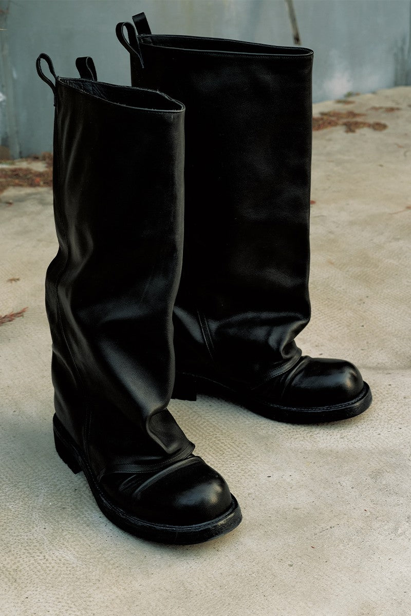 Wrinkled Leather Tube Boots