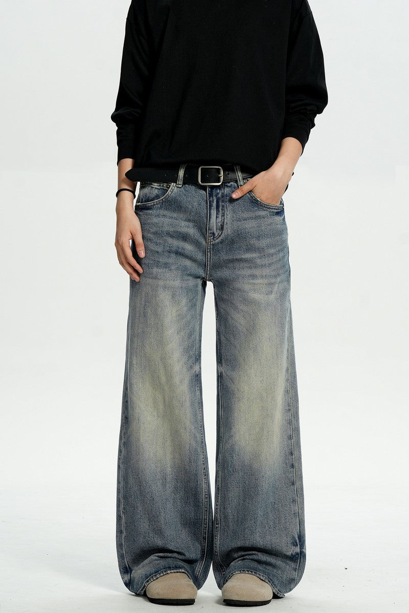 Washed Loose Cleanfit Jeans