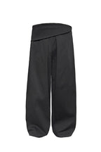 Pleated Straight Leg Kendo Pants