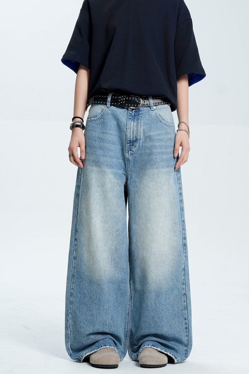 Straight Washed Dragging Jeans