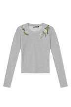 Green Wreath Slim Fit Tee