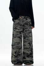 Wrinkled Camo Multi-Pocket Pants