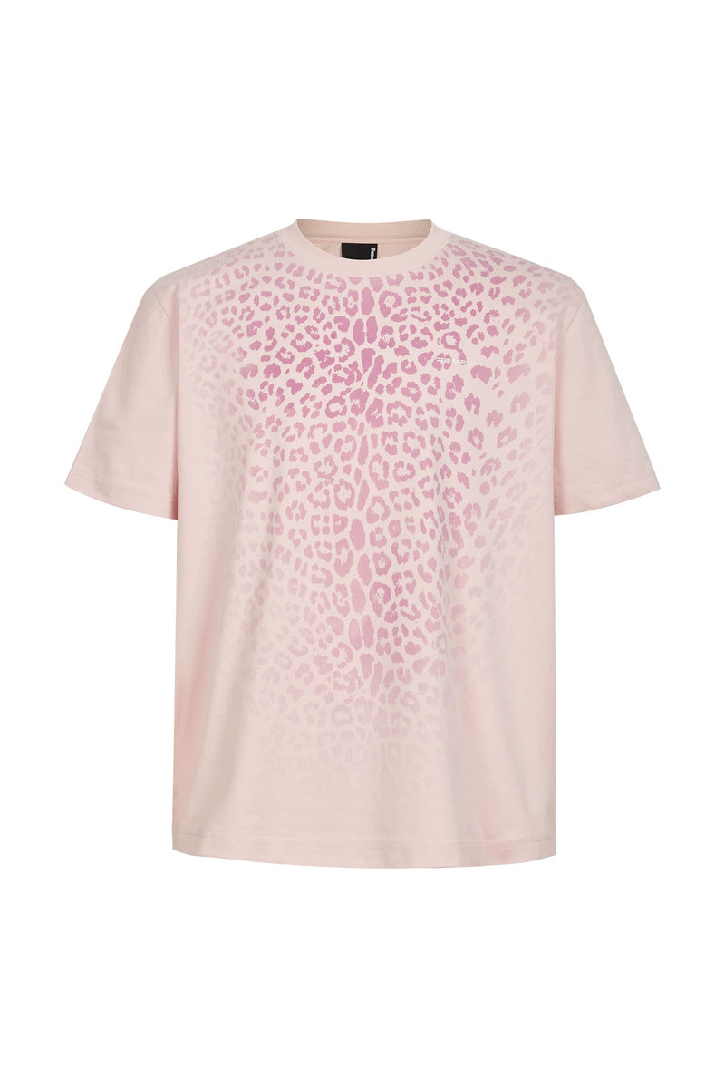UV-Reactive Leopard Quick-Dry Tee — Pink front