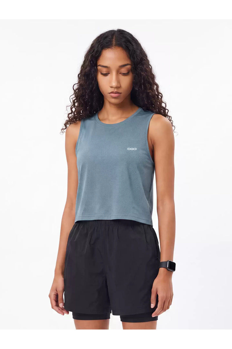 Sweat-Reactive Leopard Crop Tank — cover