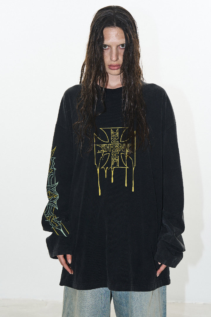 Fluid Thorn Graphic Washed Long Sleeve Tee