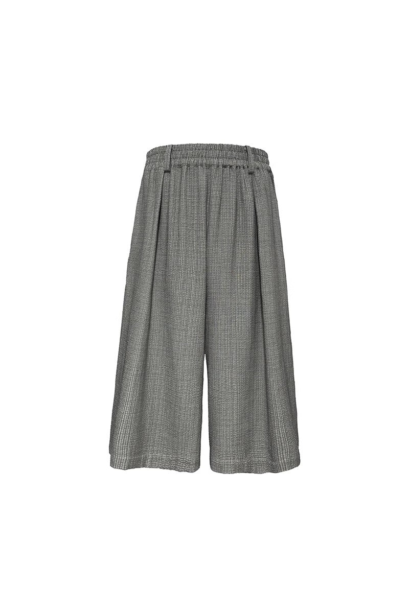 Pleated Check Capri Pants