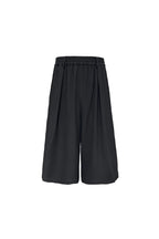 Pleated Check Capri Pants