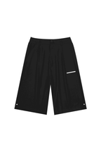 Cropped Pleated Suit Shorts