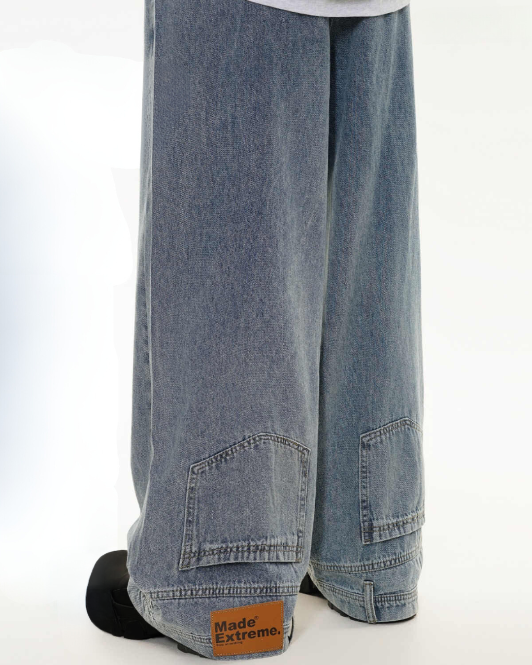 Inverted Washed Wide-Leg Jeans