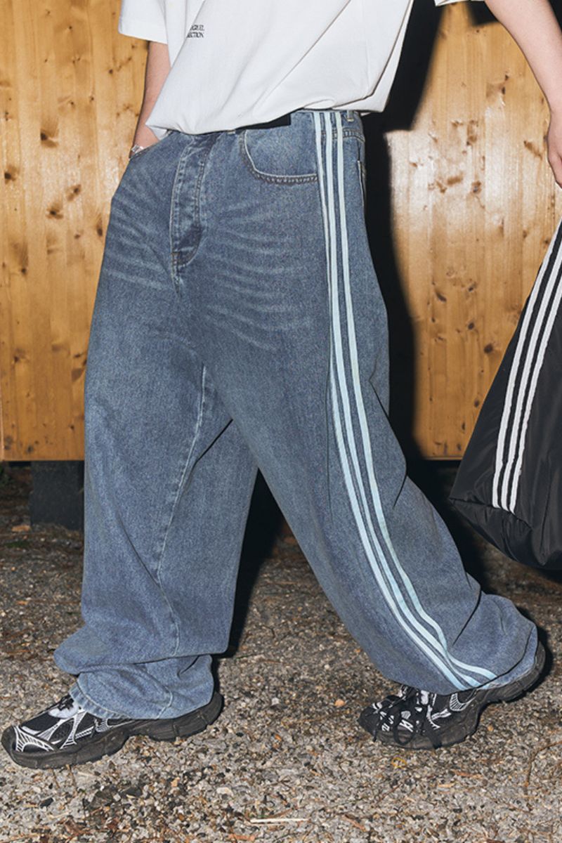 Washed Baggy Track Jeans