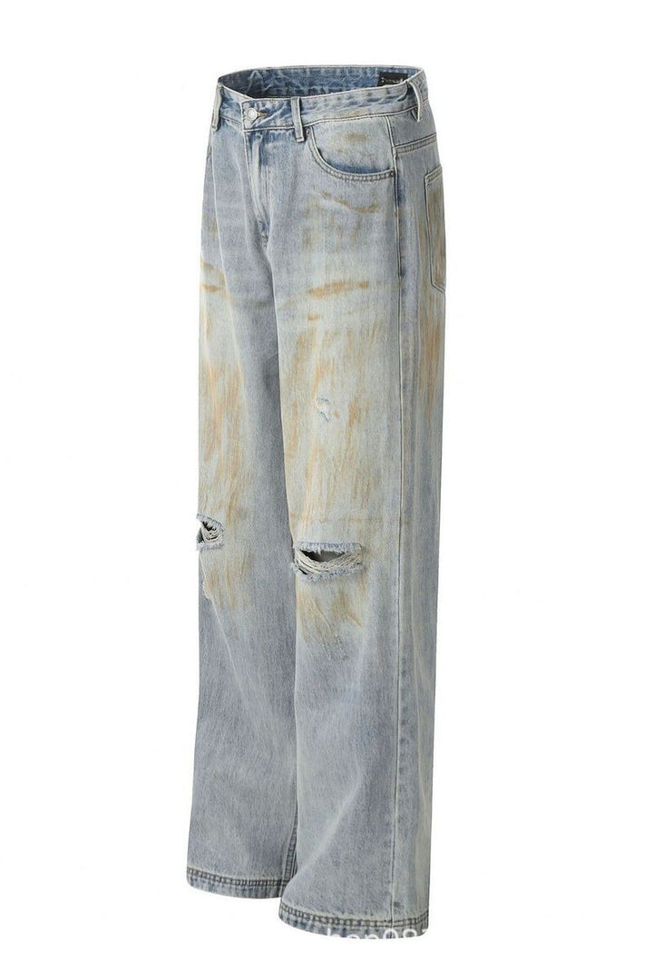 Distressed Cleanfit Straight Jeans