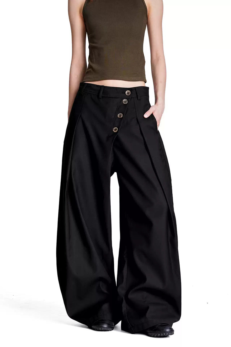 Asymmetric Button Curved Trousers - Black