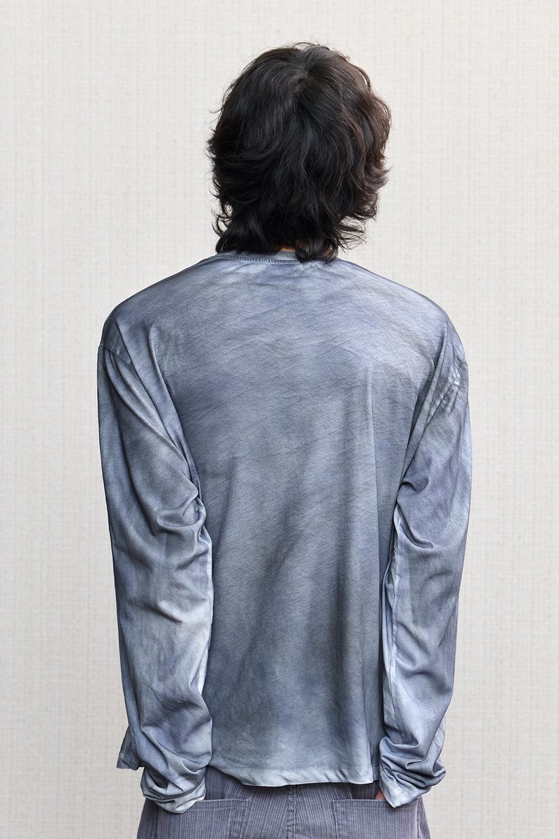 Distressed Dirty Wash Longsleeve