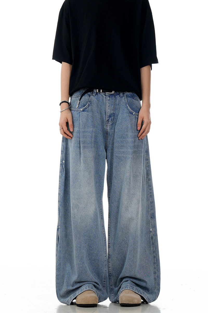 Creased Blade Wide Jeans