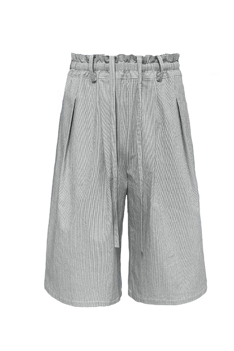 Plaid Pleated Capri Shorts